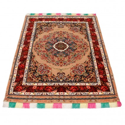 Handwoven Carpet, Corner Medallion Layout, Wool on Silk Warp, Sanandaj, 154 × 200 cm Ref 10300506