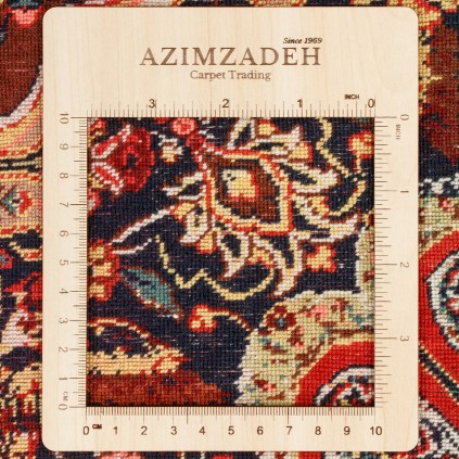 Handwoven Carpet, Corner Medallion Layout, Wool on Silk Warp, Sanandaj, 154 × 200 cm Ref 10300506