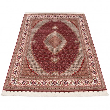 Handwoven Carpet, Corner Medallion Layout, Wool and Silk on Silk Warp, Tabriz, 153 × 210 cm Ref 10300511