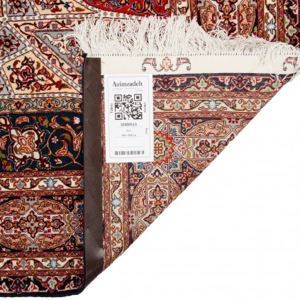 Handwoven Carpet, Dome Layout, Wool and Silk on Silk Warp, Tabriz, 154 × 203 cm Ref 10300513