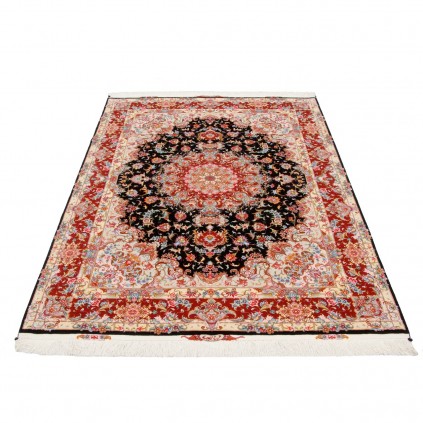 Handwoven Carpet, Corner Medallion Layout, Wool and Silk on Silk Warp, Tabriz, 155 × 205 cm Ref 10300519