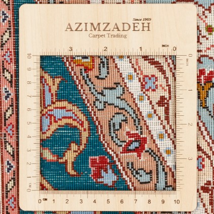 Handwoven Carpet, Dome Layout, Wool and Silk on Silk Warp, Tabriz, 148 × 212 cm Ref 10300529