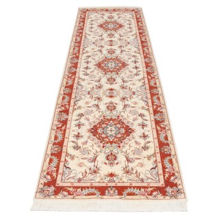 Handwoven Carpet, Multi-Medallion Layout, Wool and Silk on Cotton Warp, Tabriz, 91 × 322 cm Ref 10200541