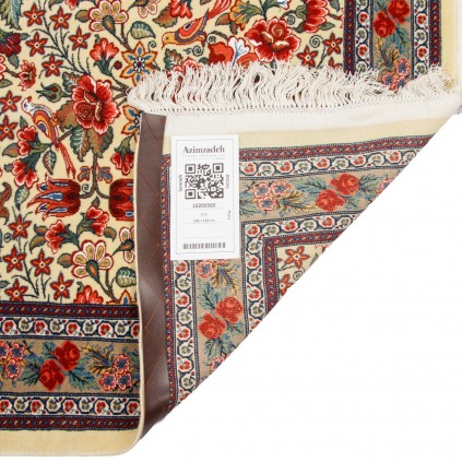 Handwoven Carpet, All-over Layout, Wool and Silk on Silk Warp, Senneh, 140 × 163 cm Ref 10200560