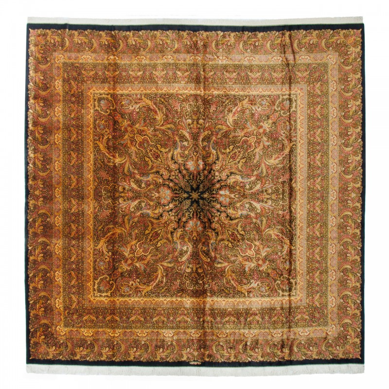 Handwoven Carpet, Medallion Layout, All Silk, Qom, 400 × 400 cm Ref 11600614
