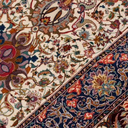 Handwoven Carpet, Corner Medallion Layout, Wool and Silk on Silk Warp, Tabriz, 310 × 420 cm Ref 11300639