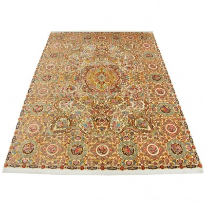 Handwoven Carpet, Corner Medallion Layout, Wool and Silk on Silk Warp, Tabriz, 293 × 405 cm Ref 11100657