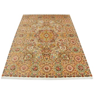 Handwoven Carpet, Corner Medallion Layout, Wool and Silk on Silk Warp, Tabriz, 297 × 389 cm Ref 11100658