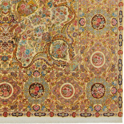 Handwoven Carpet, Corner Medallion Layout, Wool and Silk on Silk Warp, Tabriz, 297 × 389 cm Ref 11100658