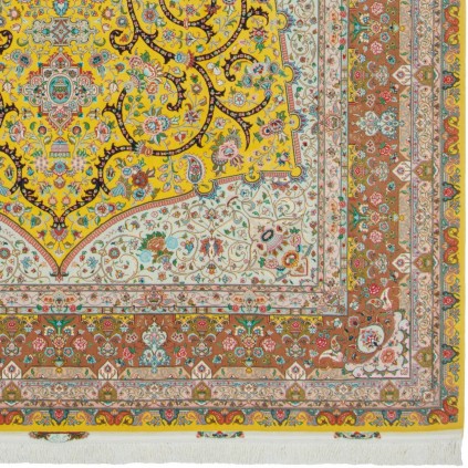 Handwoven Carpet, Corner Medallion Layout, Wool and Silk on Silk Warp, Tabriz, 297 × 404 cm Ref 11200662