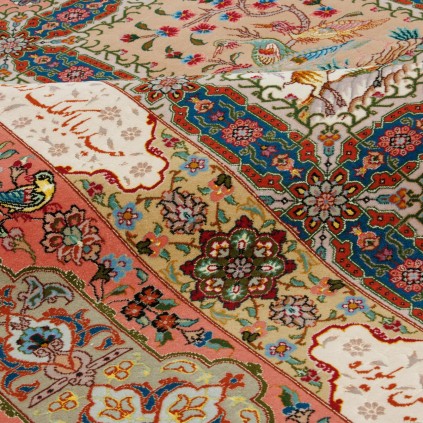 Handwoven Carpet, Square/Block Layout, Wool and Silk on Silk Warp, Tabriz, 291 × 419 cm Ref 11200665