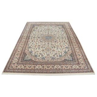 Handwoven Carpet, Corner Medallion Layout, Wool and Silk on Cotton Warp, Nain, 305 × 430 cm Ref 11300671