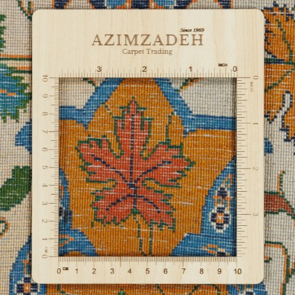 Handwoven Carpet, Border Motifs Layout, Wool on Cotton Warp, Tabriz, 267 × 380 cm Ref 11000706