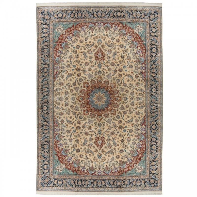 Handwoven Carpet, Corner Medallion Layout, Wool and Silk on Silk Warp, Isfahan, 409 × 600 cm Ref 12400734