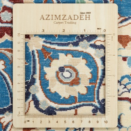 Handwoven Carpet, Corner Medallion Layout, Wool and Silk on Cotton Warp, Nain, 305 × 410 cm Ref 11200775