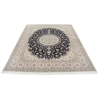 Handwoven Carpet, Corner Medallion Layout, Wool and Silk on Cotton Warp, Nain, 301 × 398 cm Ref 11100781