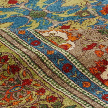 Handwoven Gabbeh, Medallion Layout, All Wool, Shiraz, 243 × 346 cm Ref 50800782