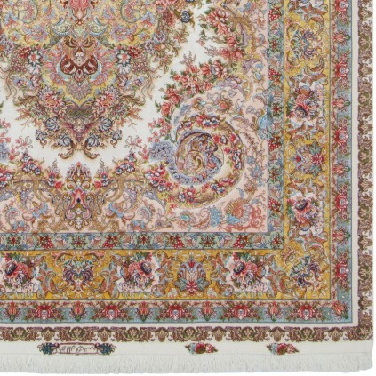 Handwoven Carpet, Corner Medallion Layout, Wool and Silk on Silk Warp, Tabriz, 245 × 360 cm Ref 10800807