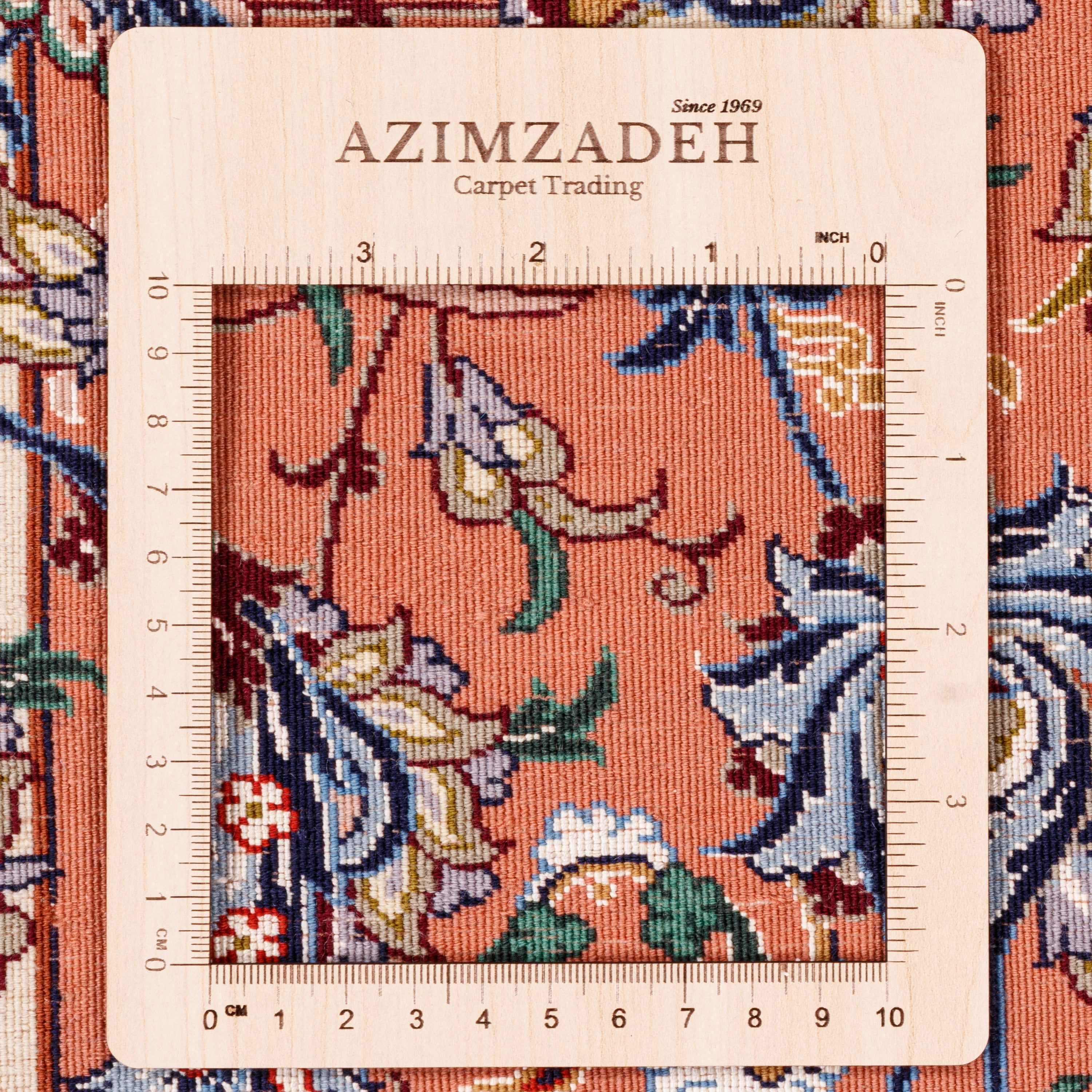Isfahan Handmade Carpet — Gonbadi | Silk Pile / Silk Warp | 151 × 225 cm | SKU 10300048