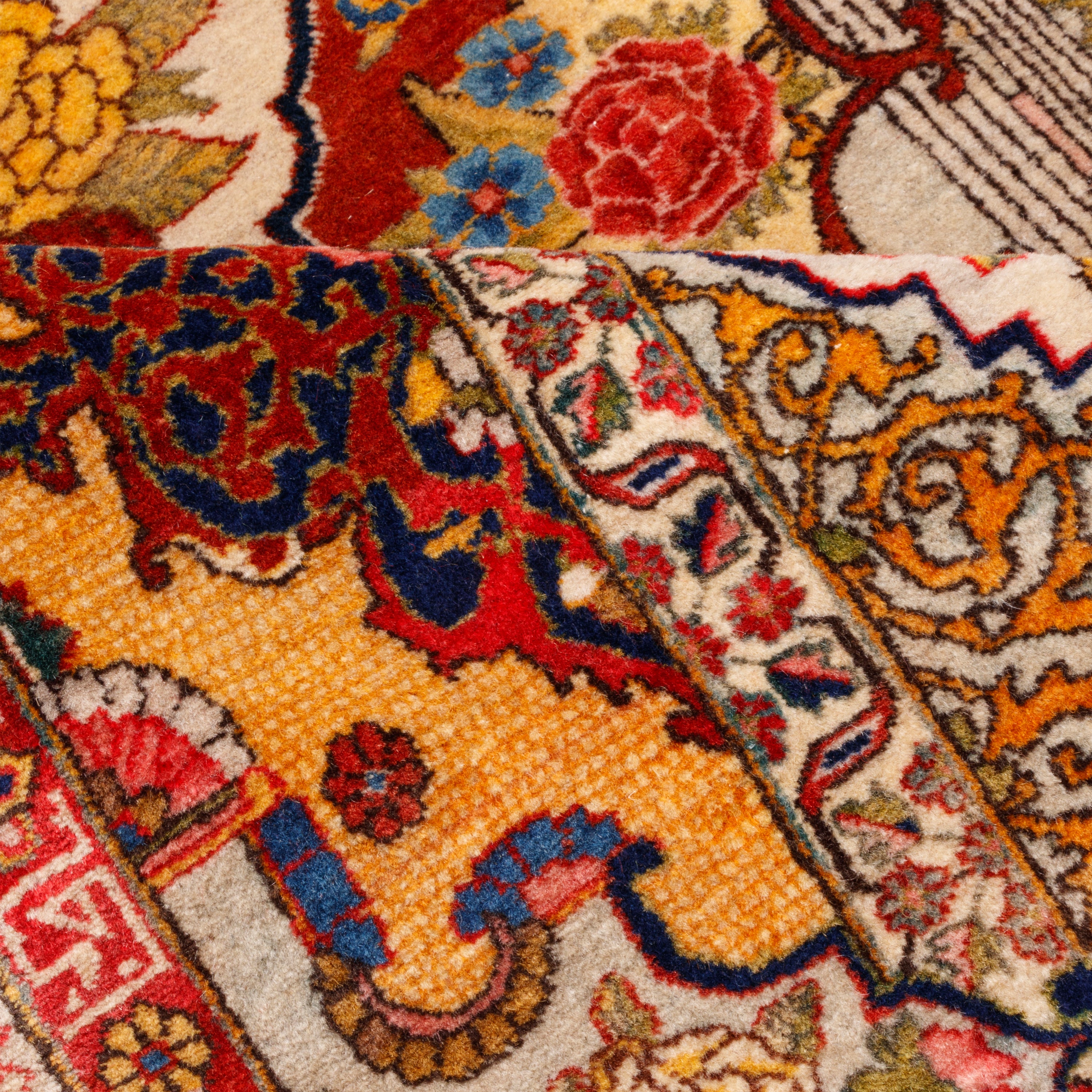 Tabriz Handmade Carpet — Toranj-dar | Wool / Cotton Warp | 140 × 210 cm | SKU 10200022
