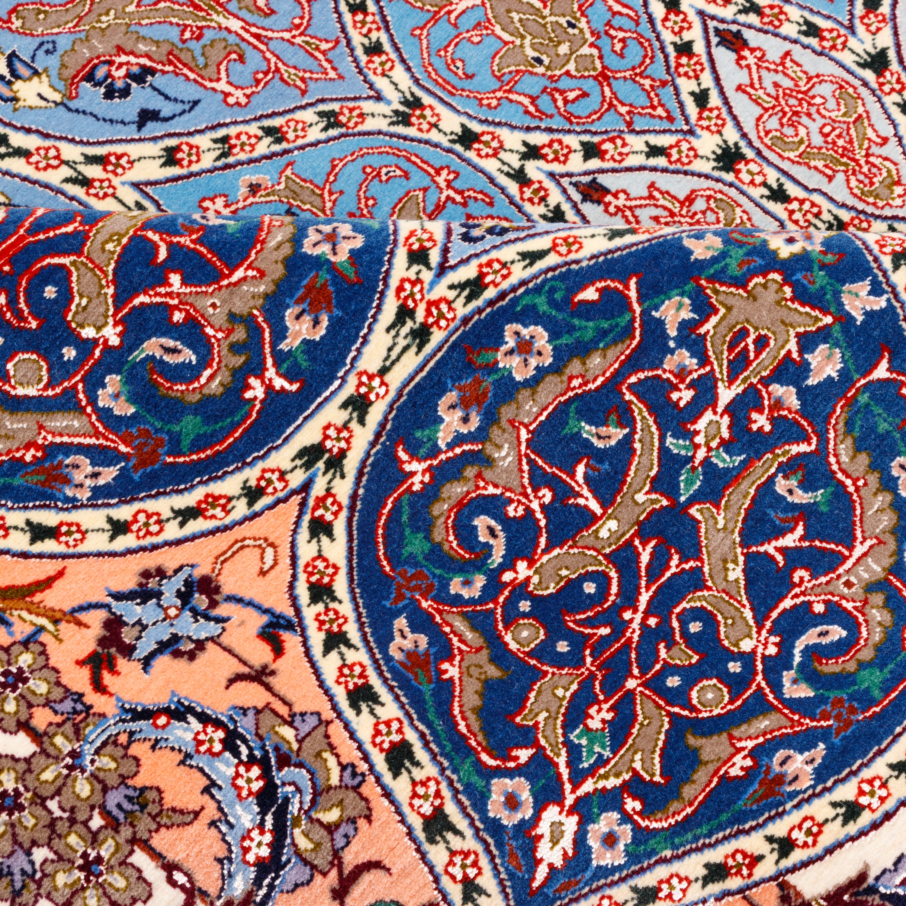 Isfahan Handmade Carpet — Gonbadi | Silk Pile / Silk Warp | 151 × 225 cm | SKU 10300048