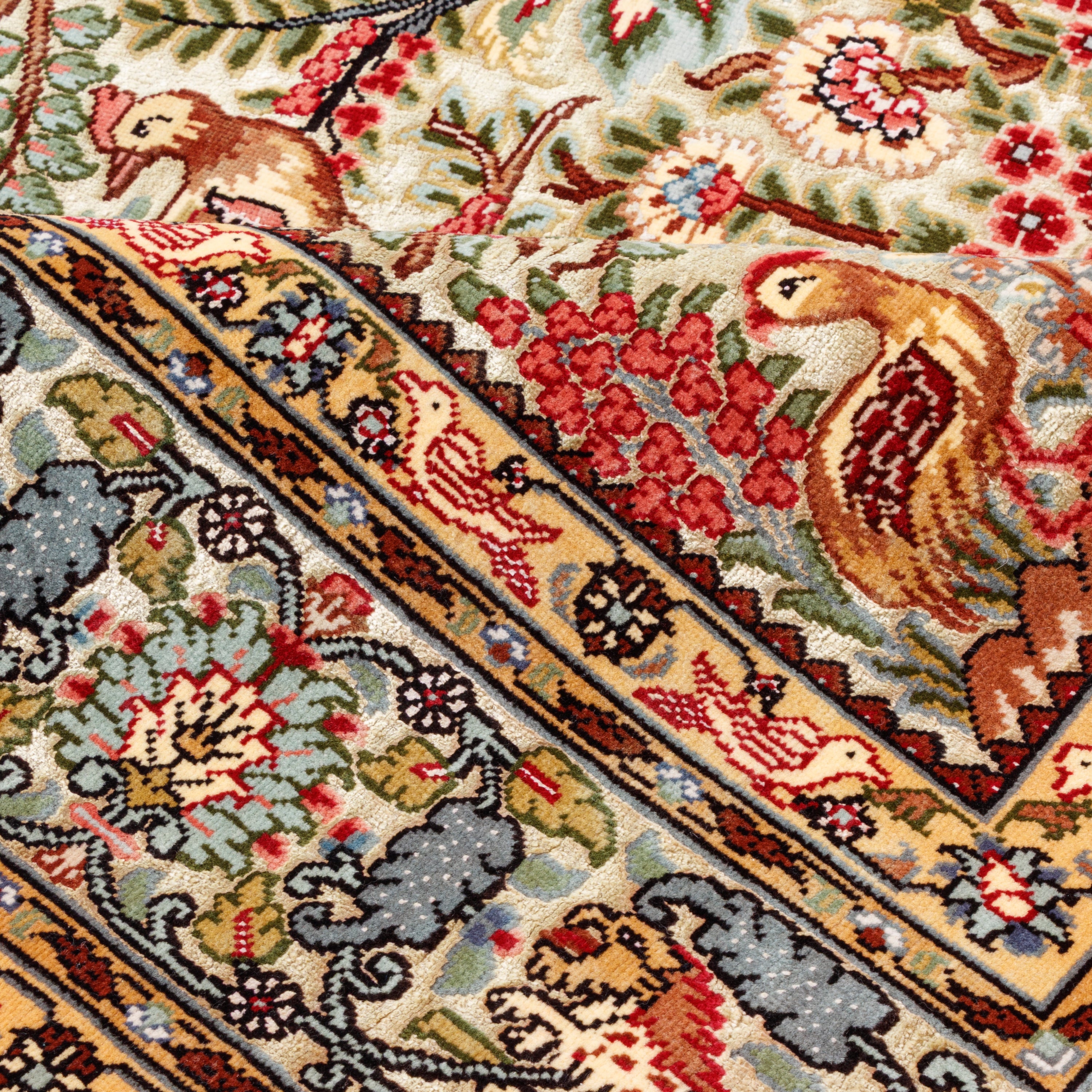 Tabriz Handmade Carpet — Derakht | Silk Pile / Wool Warp | 150 × 205 cm | SKU 10300052
