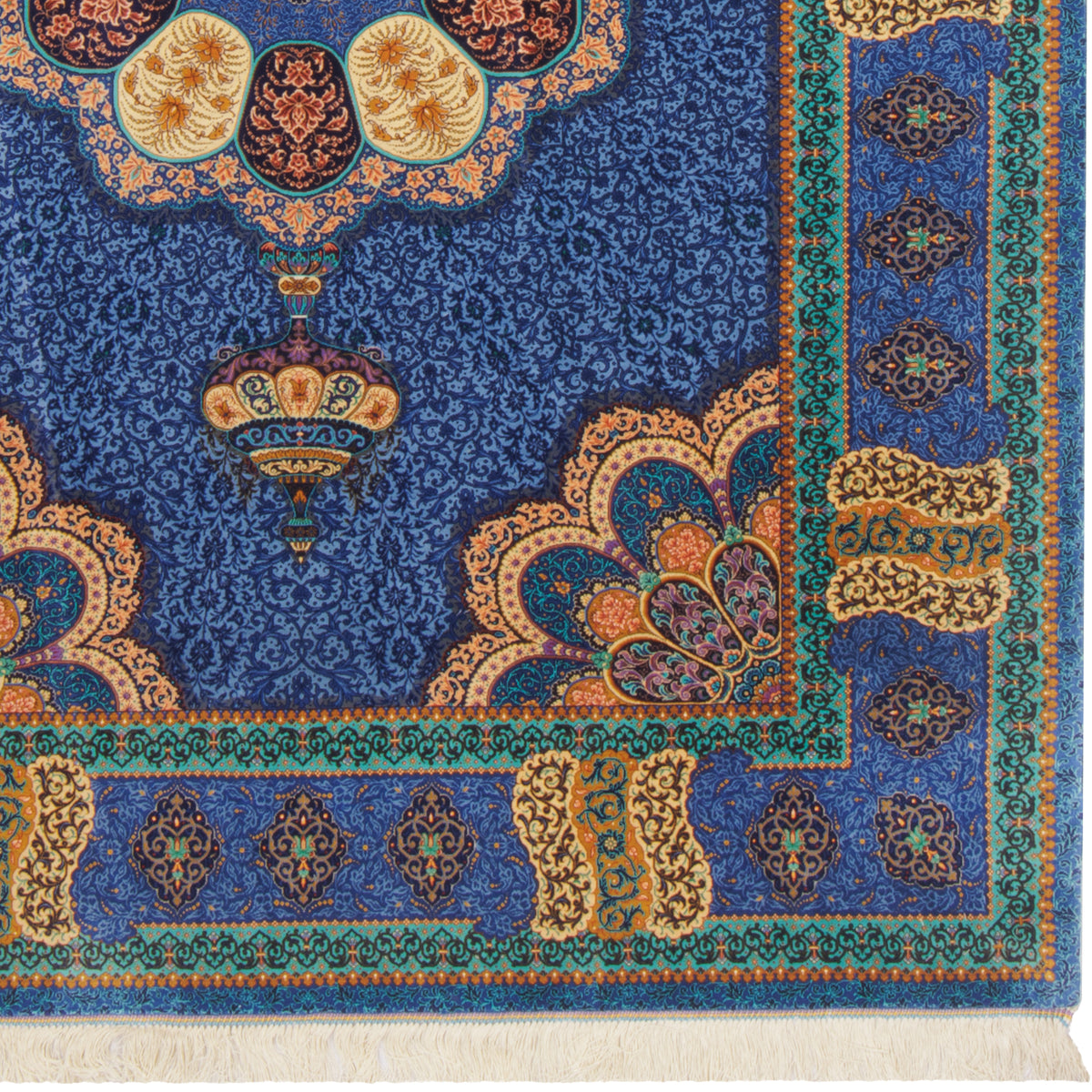 فرش دستباف طرح لچک ترنج تمام ابریشم آبی قم اثر حسین کاشی زاده 135 × 200 سانتی‌متر کد 1016785