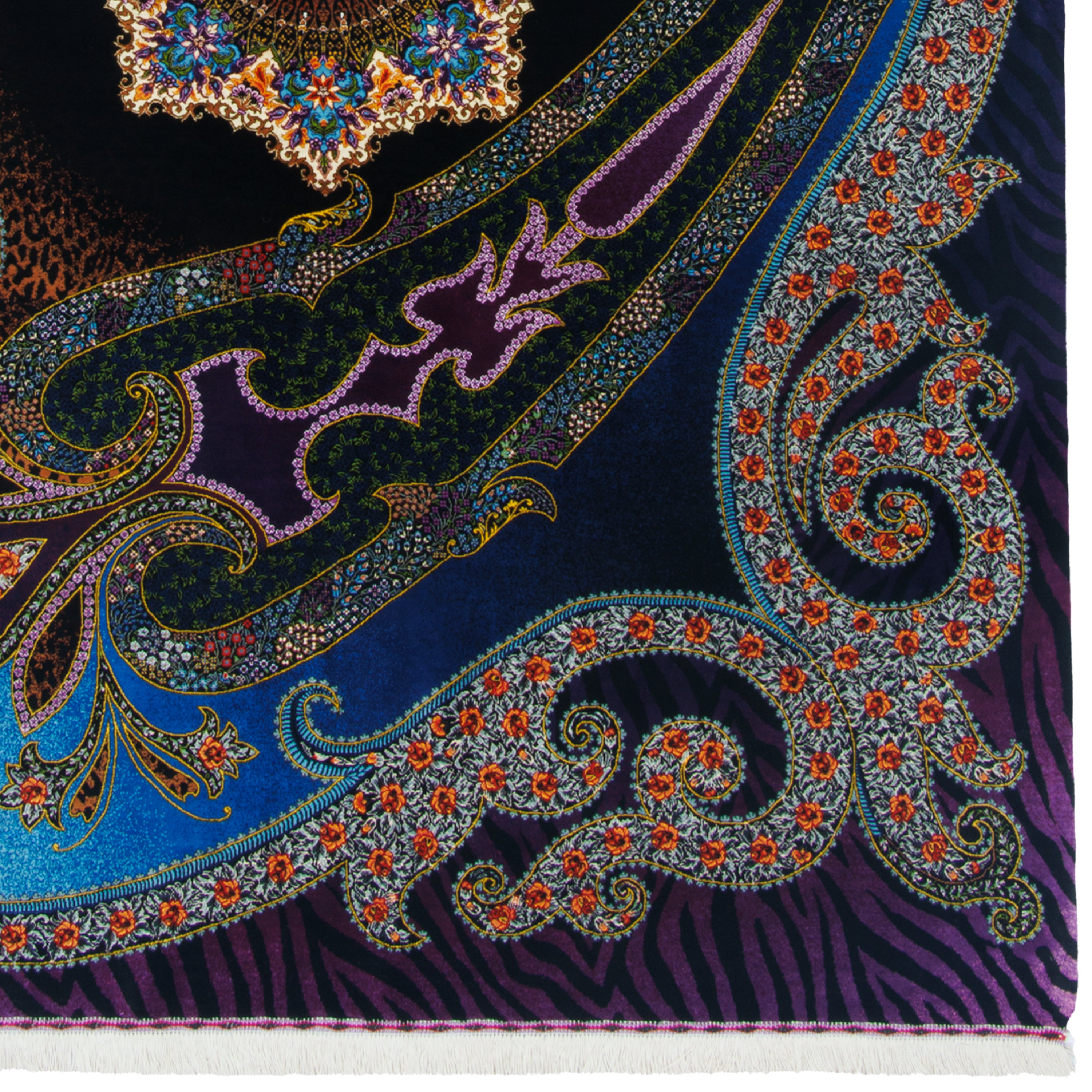 سجادة قم اليدوية — طرنج دار | حرير بالكامل | 133 × 199 سم | رمز المنتج 10200427