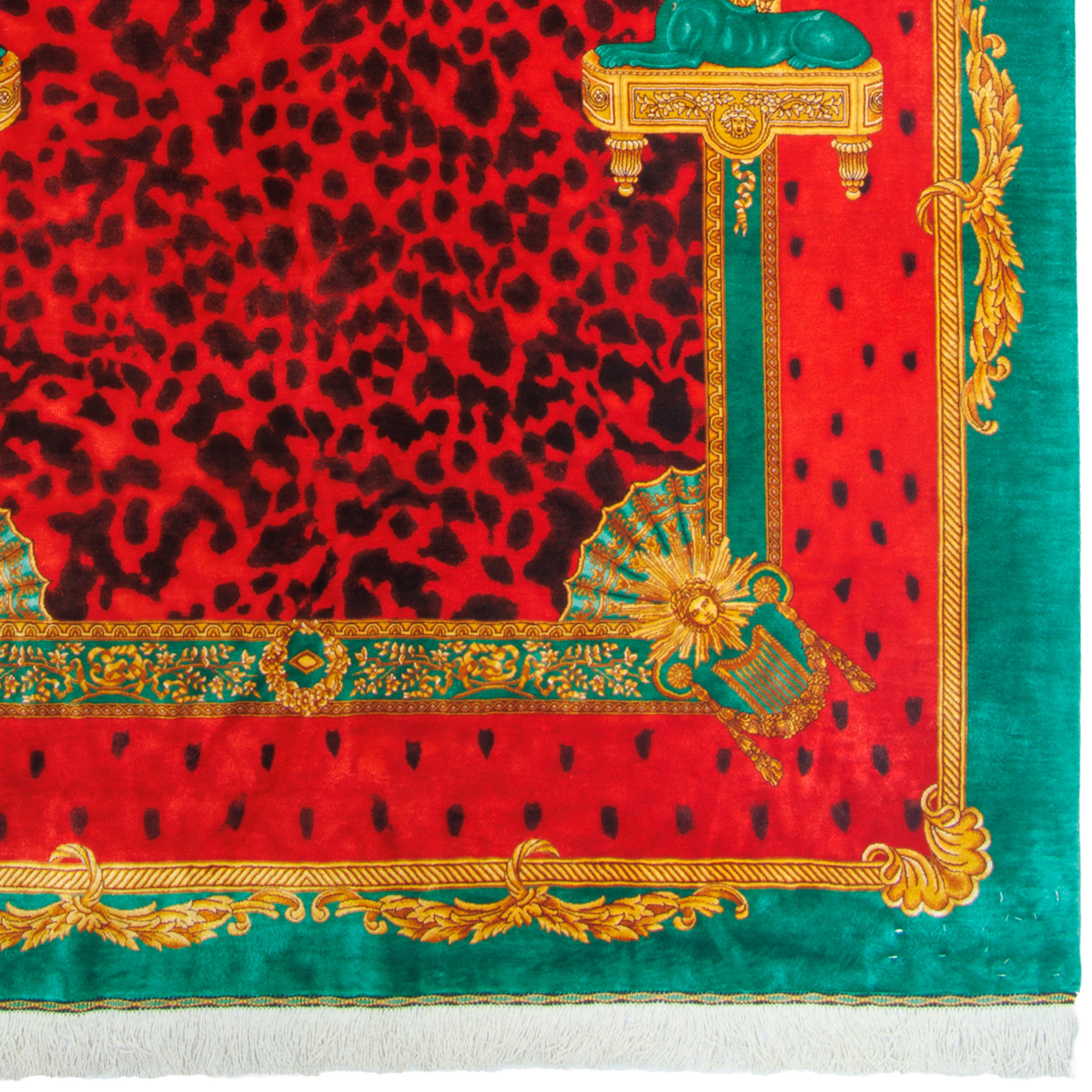 سجادة قم يدوية — ساراسار | حرير كامل | 135 × 204 سم | رمز المنتج 10200436