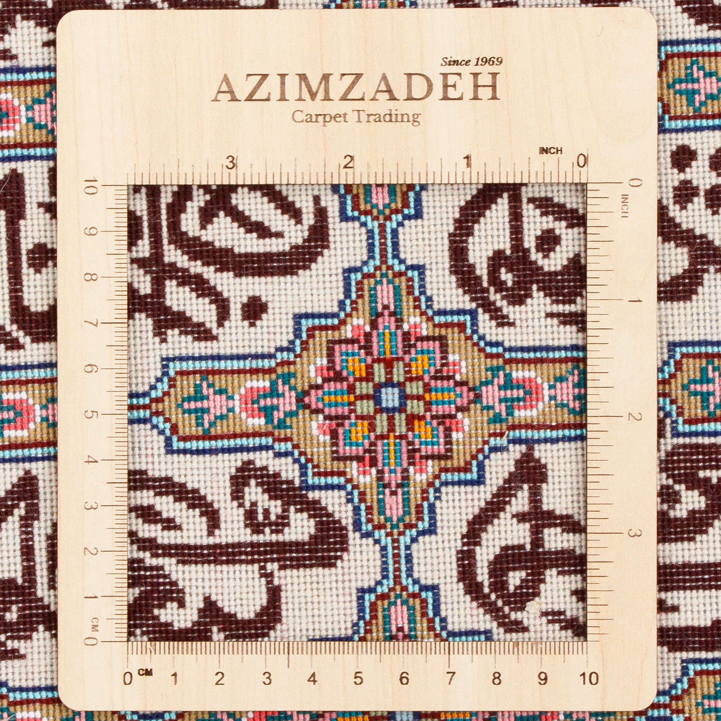 لوحة جدارية من سجاد تبريز اليدوي — خشطي | وبر حريري / سداء حريري | 149 × 107 سم | رمز المنتج 70100570