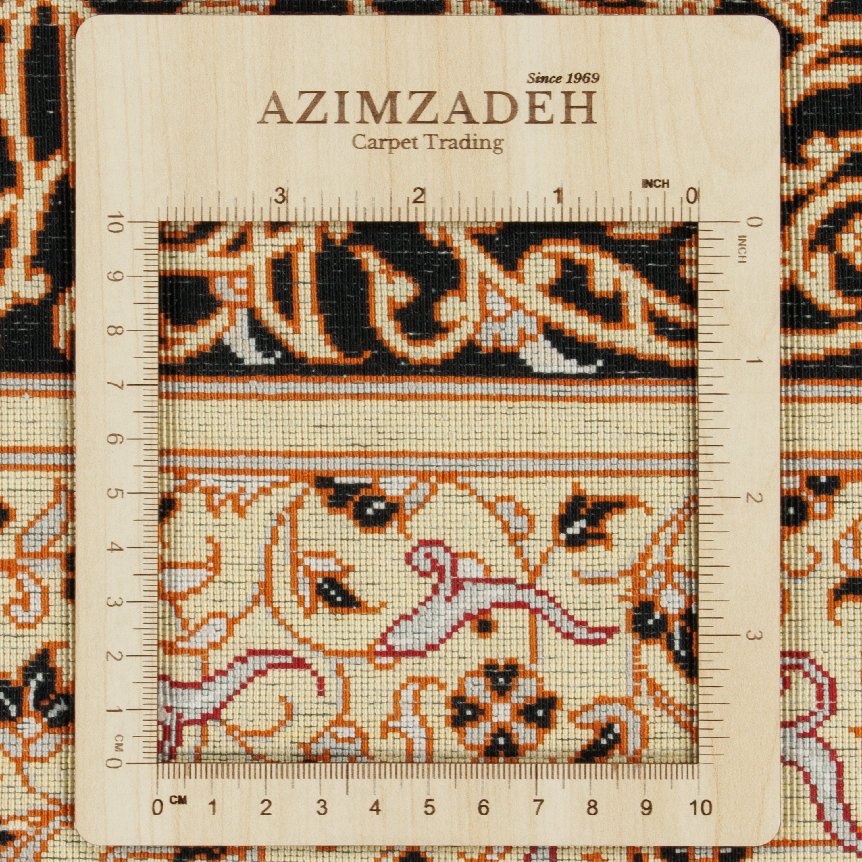سجادة قم يدوية — لچک ترنج | حرير بالكامل | 240 × 348 سم | رمز المنتج 10800817