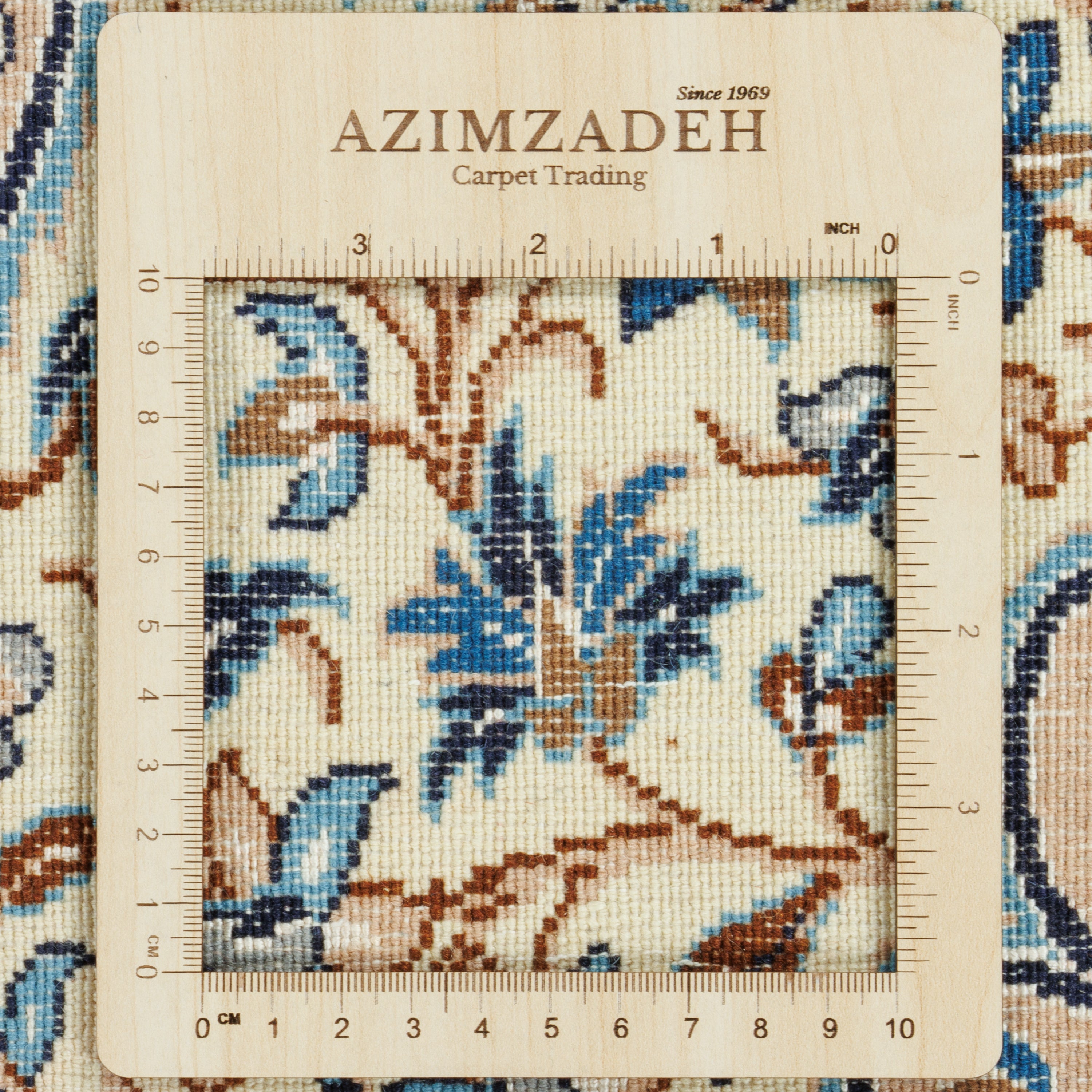 سجاد نايين يدوي — ساراسار | وبر حرير / سدى قطن | 205 × 338 سم | رمز المنتج 10600811