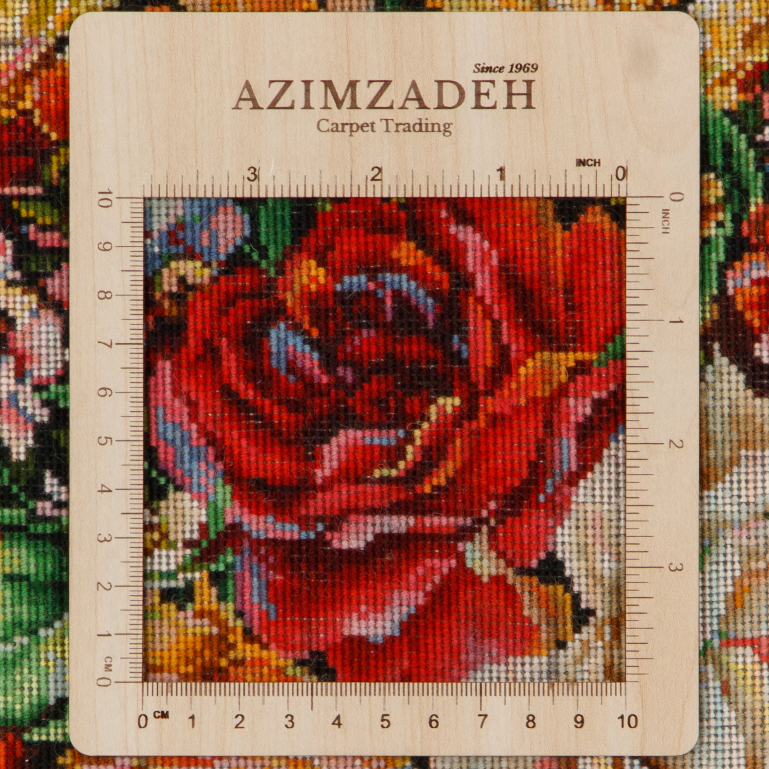 لوحة جدارية من سجاد تبريز اليدوي — سرسار | خيوط حريرية / سدى حريري | 45 × 70 سم | رمز المنتج 70000881
