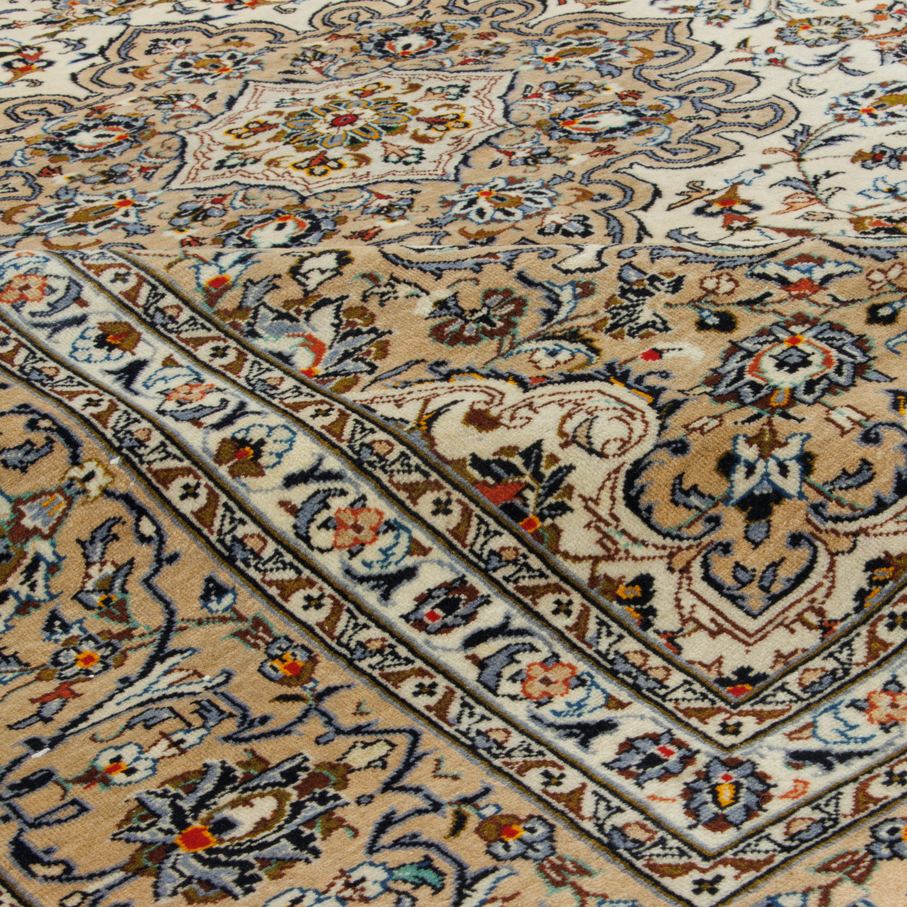 سجادة كاشان يدوية – لشك ترنج | صوف / قطن | 288 × 407 سم | رمز المنتج 11100790