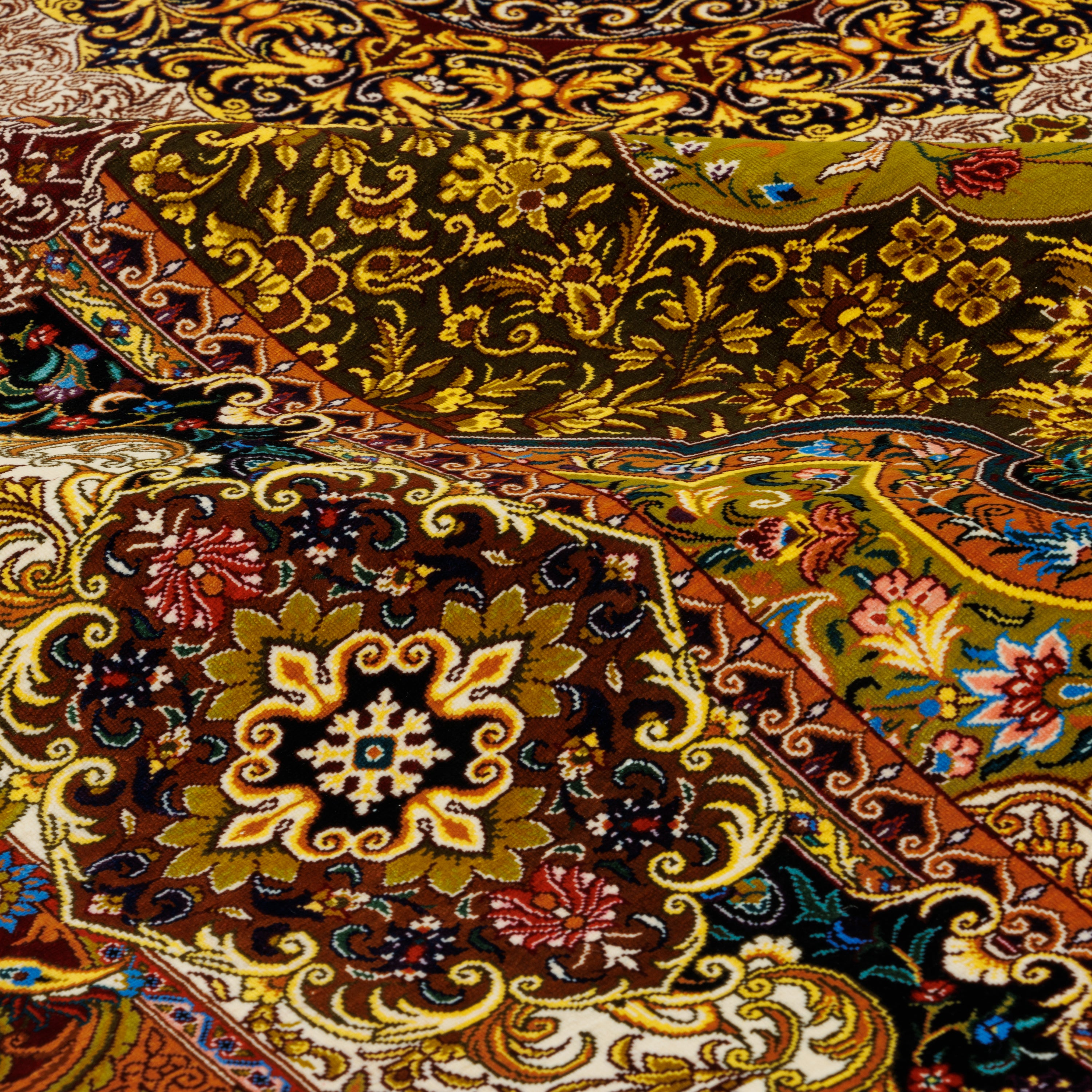 سجادة قم يدوية — لشك ترنج | حرير بالكامل | 200 × 300 سم | رمز المنتج 10601055