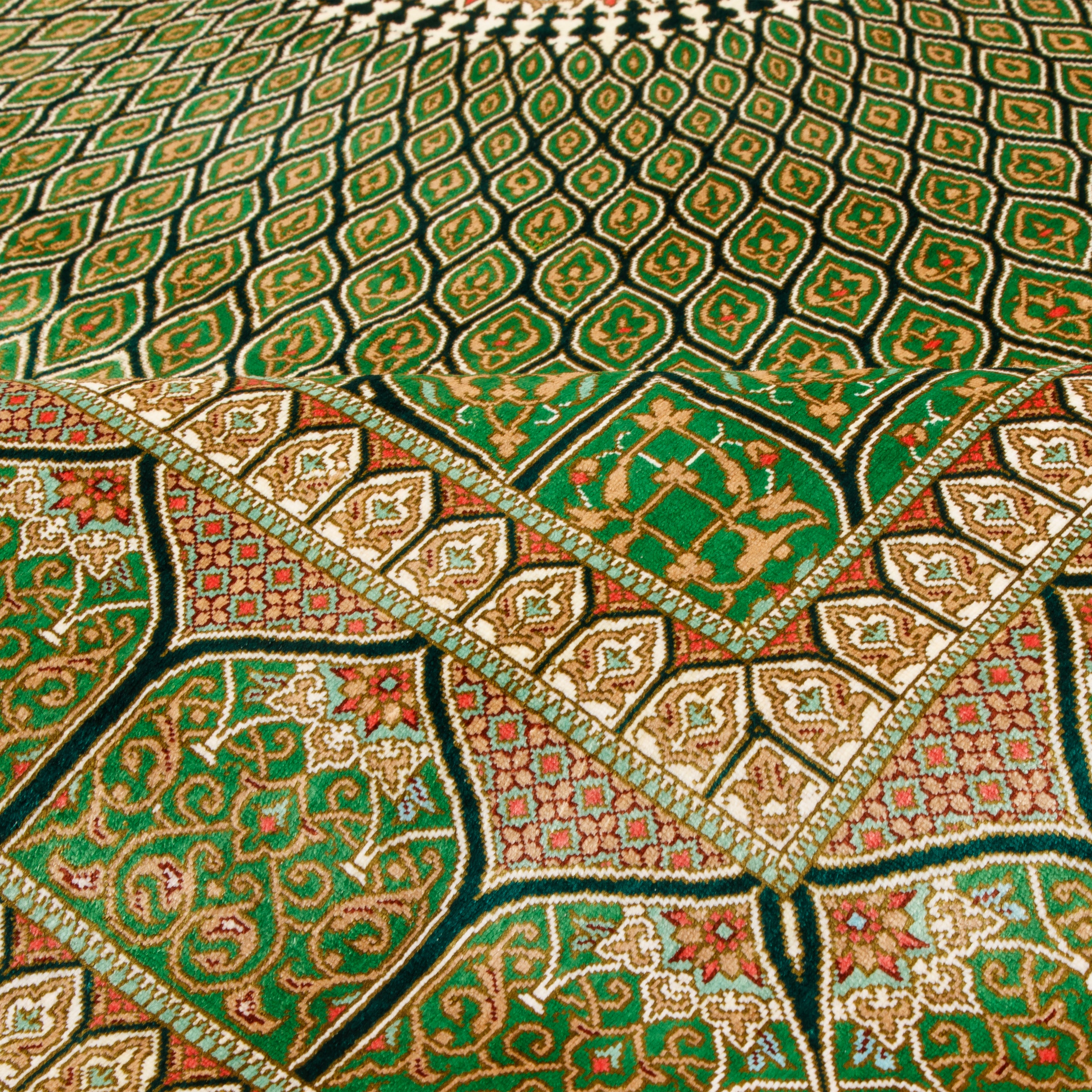Qom Handmade Carpet — Gonbadi | Full Silk | 200 × 200 cm | SKU 10400547