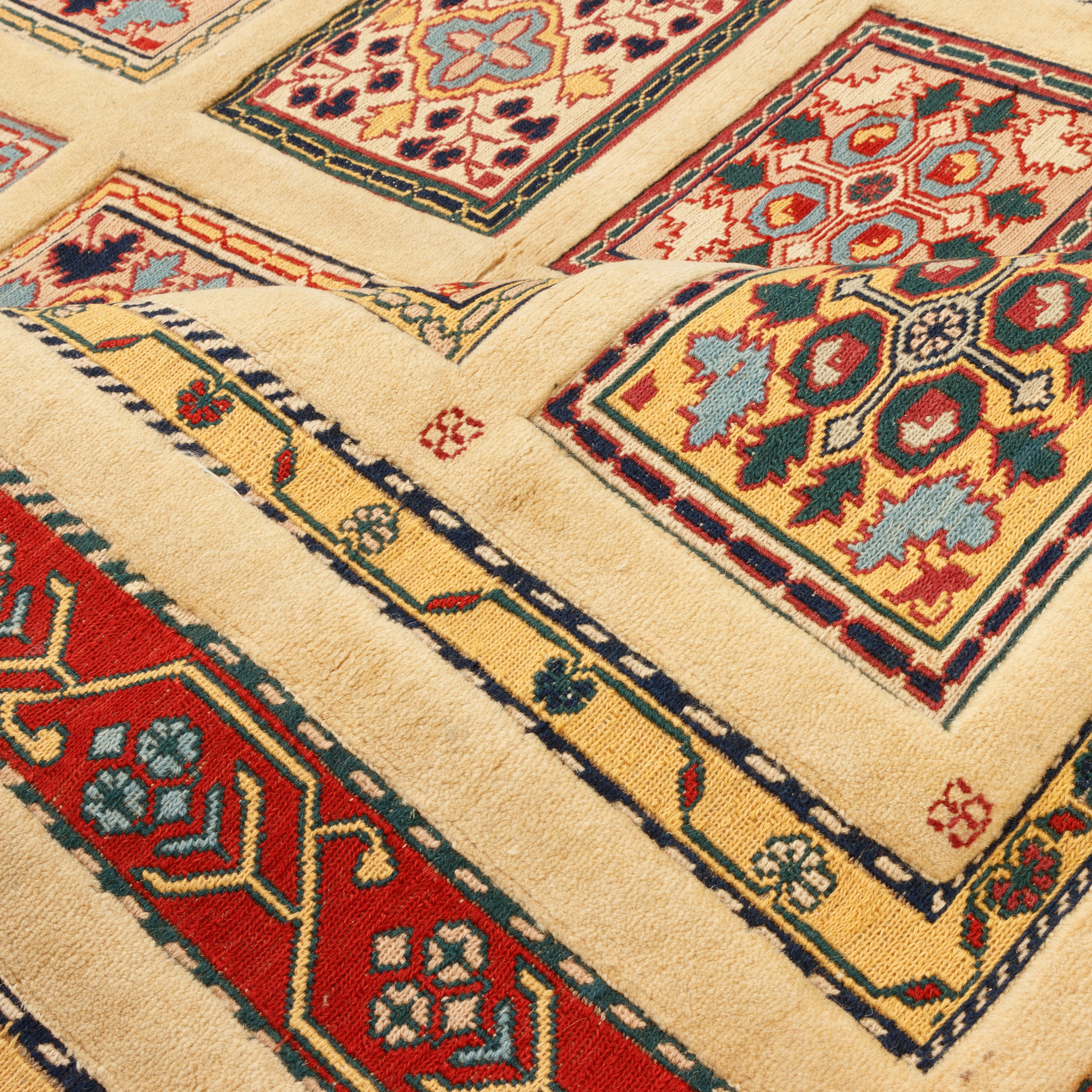 سجادة كيليم سرجان يدوية الصنع — خشتي | صوف بالكامل | 150 × 192 سم | رمز المنتج 40200367